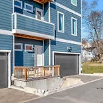 Private Roof Deck - Game - Broadway In 10