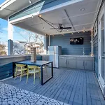 Holiday home Private Roof Deck - Game - Broadway In 10 Nashville