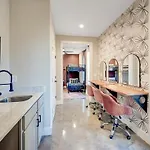 Private Roof Deck - Game - Broadway In 10 *