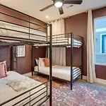 Holiday home Private Roof Deck - Game - Broadway In 10 *