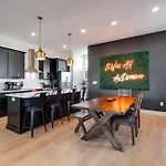 Holiday home Live Your Dream 10 Min To Broadway Nashville