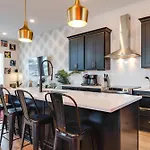Holiday home Live Your Dream 10 Min To Broadway Nashville