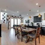 Holiday home Live Your Dream 10 Min To Broadway