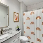 Huge Roof Deck With Games 10 Mins To Broadway Holiday home Nashville