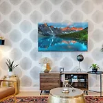 Holiday home Live Your Dream 10 Min To Broadway *