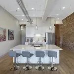 Apartment The Majestic Lofts *