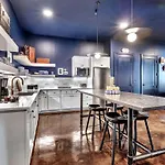 Lower Broadway 4br By Maddox * Nashville