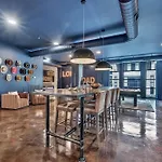 Lower Broadway 4br By Maddox *