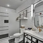 Lower Broadway 4br By Maddox Apartment *