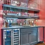 Elvis 4br By Maddox