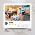 7 Min Drive To Broadway- Walkable Neighborhood Holiday home *