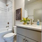 West End Dreams-2 Homes-6 Mins To Broadway Nashville