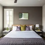 Holiday home West End Oasis'- 2 Side By Side Homes - Patios *