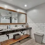Apartment Rustic 6br By Maddox *