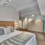 Rustic 6br By Maddox Apartment