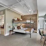 Rustic 6br By Maddox Apartment *