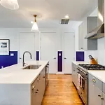 Apartment The Monroe By Avantstay