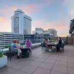 Skyline Suite With Penthouse & Rooftop Deck 6Br By Maddox Hotel