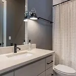 Two Side By Side Homes - Min To Vandy 3min To Bars