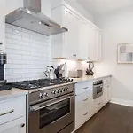 Holiday home Two Side By Side Homes - Min To Vandy 3min To Bars