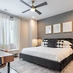 Two Side By Side Homes - Min To Vandy 3min To Bars * Nashville
