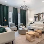 New Side By Side Homes - Sleeps 24 *