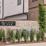 Scovel Row Retreat-rooftop Views Near Broadway Holiday home