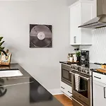 Holiday home Side-by-side Homes With Hot Tubs - Sleeps Over 20 Guests Nashville