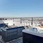 Side By Side Nash Homes - Relaxing Rooftop Patios Holiday home Nashville