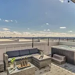 Brand New Side By Side Homes - Sleeps 24 Guests