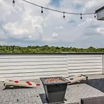 Spacious House With Serene Skyline Views * Nashville