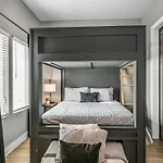 Spacious House With Serene Skyline Views Nashville