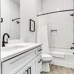 Cozy House - Great Rooftop - Walks To Bars * Nashville