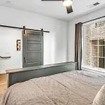 Cozy House - Great Rooftop - Walks To Bars *