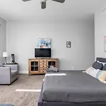 Taylors Nashville Home - Stunning Rooftop Views