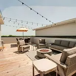 Creative Oasis Minutes To Broadway Rooftop Deck