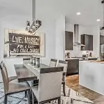 Cowgirl's Hideaway-rooftop Patio- 2 Mi To Broadway Holiday home Nashville