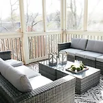 Holiday home Sprawling Sylvan Park Estate Nashville