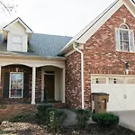 Sprawling Sylvan Park Estate