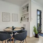 Sprawling Estate - Sleeps 16 Holiday home *