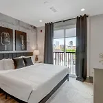 6 Min To Broadway - Gym Rooftop Sleeps 8 Holiday home *