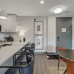 6 Min To Broadway - Gym Rooftop Sleeps 8 Nashville