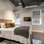 Modern 6br By Maddox *