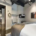 Modern 6br By Maddox * Nashville