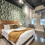 Modern 6br By Maddox Nashville