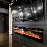 Apartment Modern 6br By Maddox *