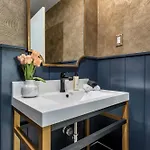 Hangover Easy 6br By Maddox Apartment
