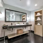 Hangover Easy 6br By Maddox *