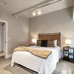 Apartment Hangover Easy 6br By Maddox Nashville