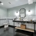 Apartment Hangover Easy 6br By Maddox Nashville
